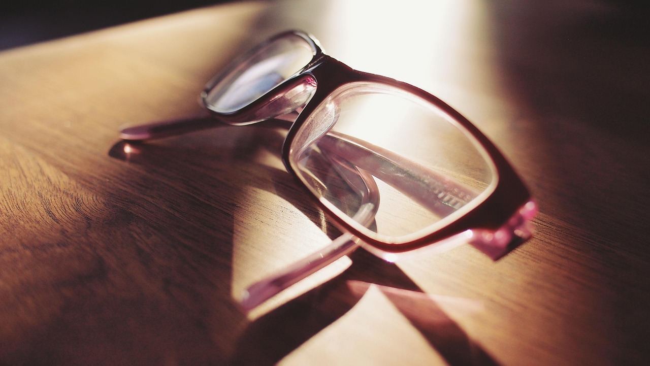 independent eyeglass frames optometry clinic