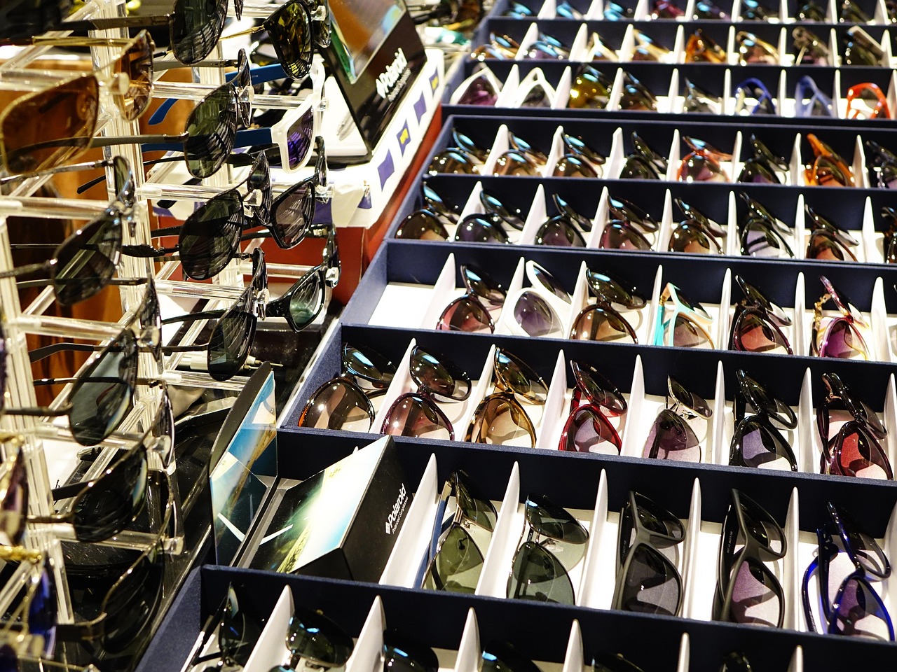 Japanese eyewear frames boutique display